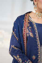 Motif Golden Brosha Embroidered Suit