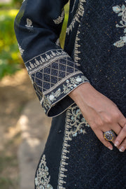 Motif Khaddi Net Embroidered Suit