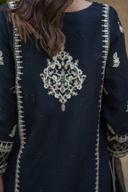 Motif Khaddi Net Embroidered Suit