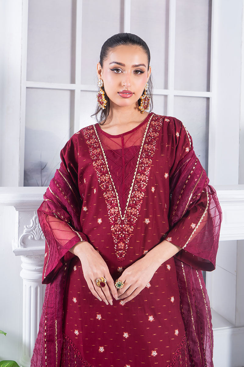 Motif Golden Brosha Embroidered Suit-018