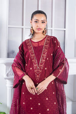 Motif Golden Brosha Embroidered Suit-018