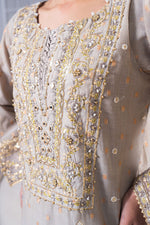 Motif Lorus Jacquard Embroidered Suit-357