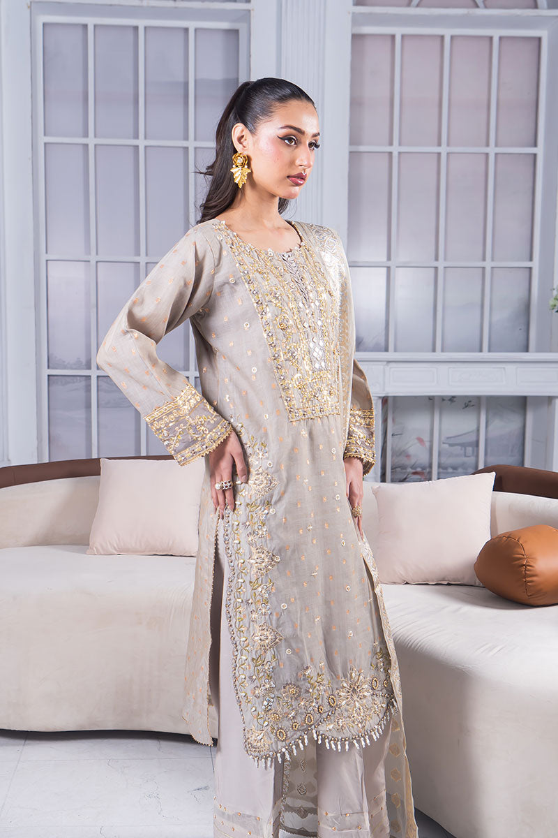 Motif Lorus Jacquard Embroidered Suit-357