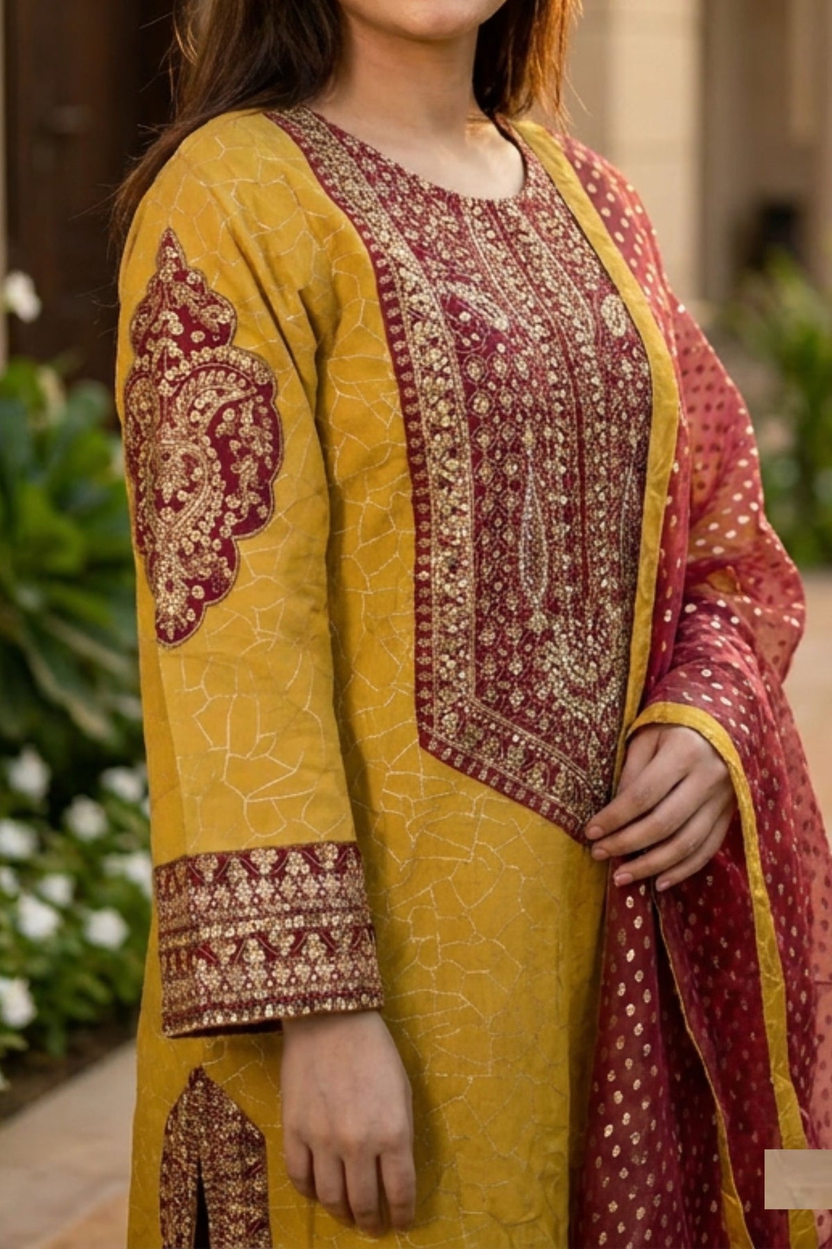 Motif Printed Jacquard Suit-001