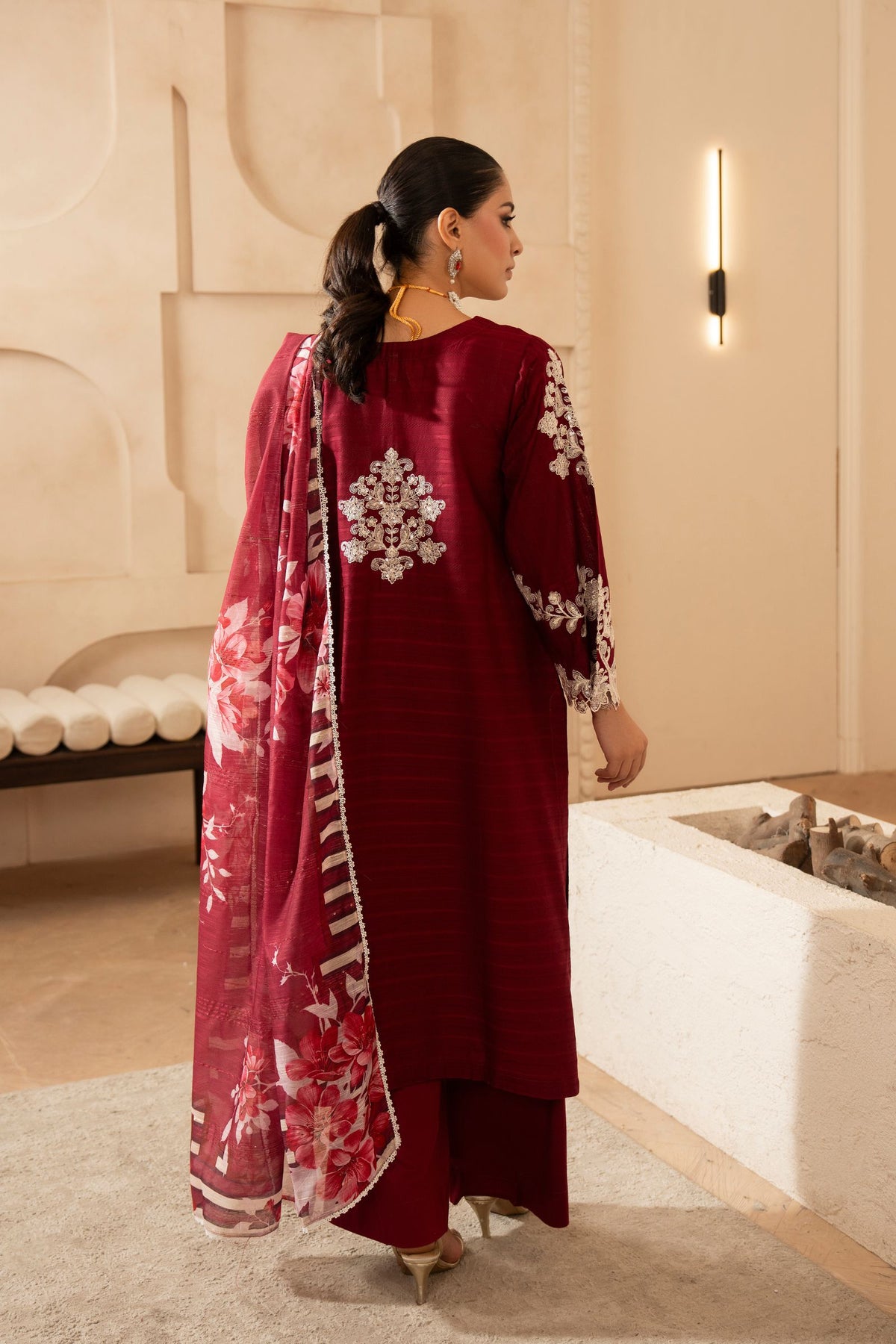 Motif Embroidered Katpana Lawn Suit-009