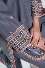 Motif Mesori Embroidered Suit-003