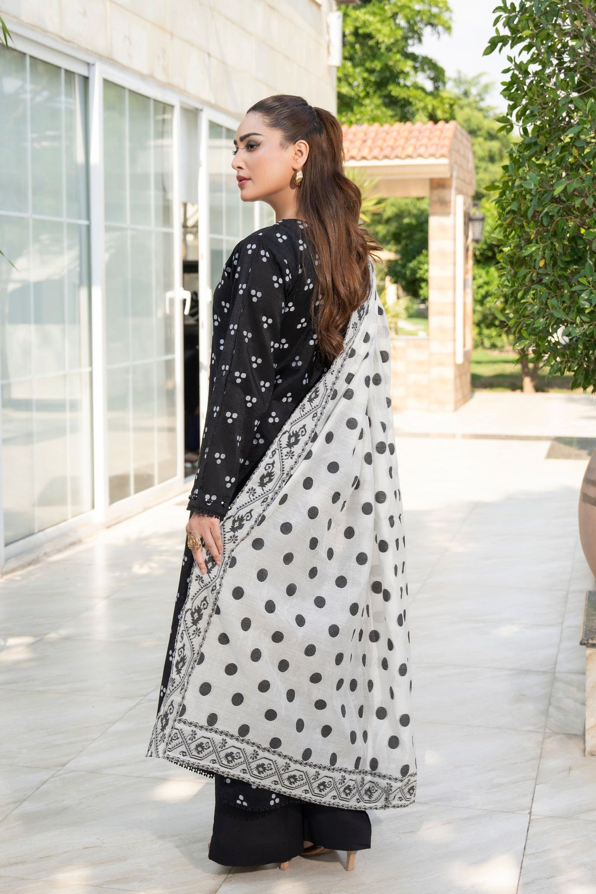 Motif Printed Lawn Suit-3991