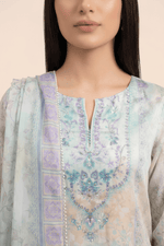 Motif Silk Embroidered Suit-002