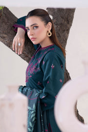 Motif Khaddar Embroidered Suit-047