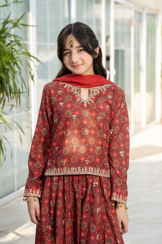 Motif Girls Poly Lawn Embroidered Suit-705