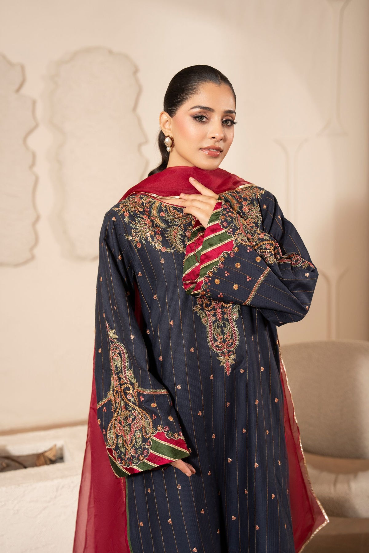 Motif Embroidered Mesoori Suit-006