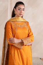 Motif Golden Brosha Embroidered Suit-026