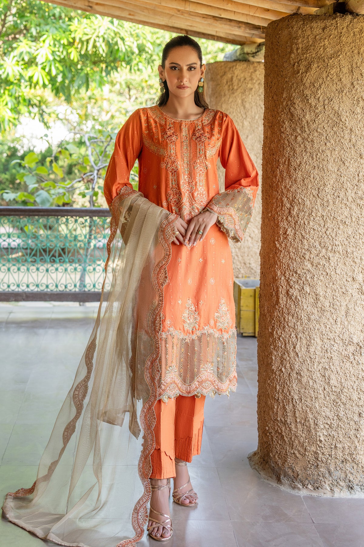 Motif Tilla Barosha  Embroidered Suit