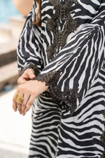 Motif Embroidered Cambric Suit-007