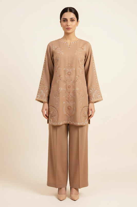 Motif Khaddar Embroidered Suit-017