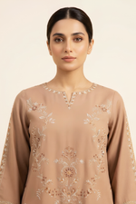 Motif Khaddar Embroidered Suit-017