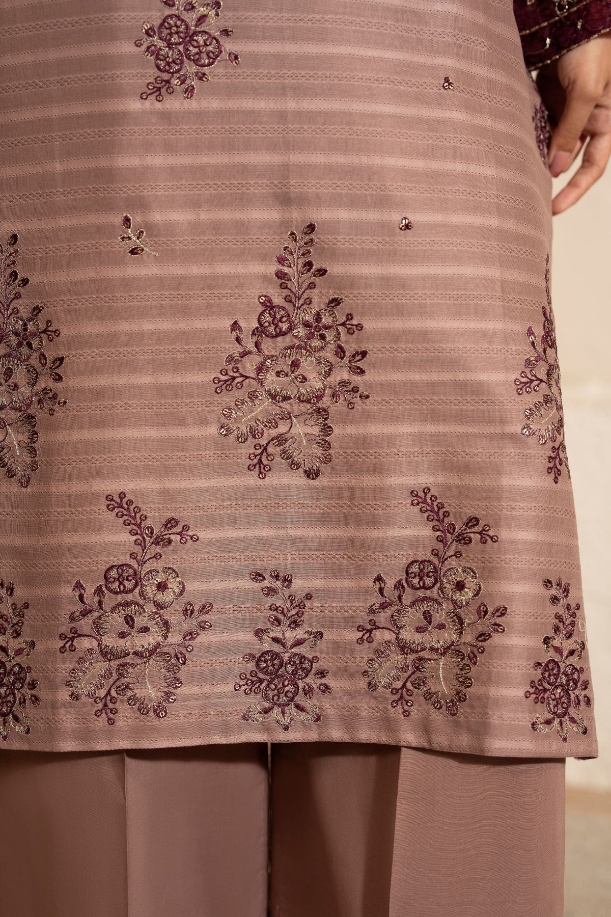 Motif Embroidered Katpana Suit-027