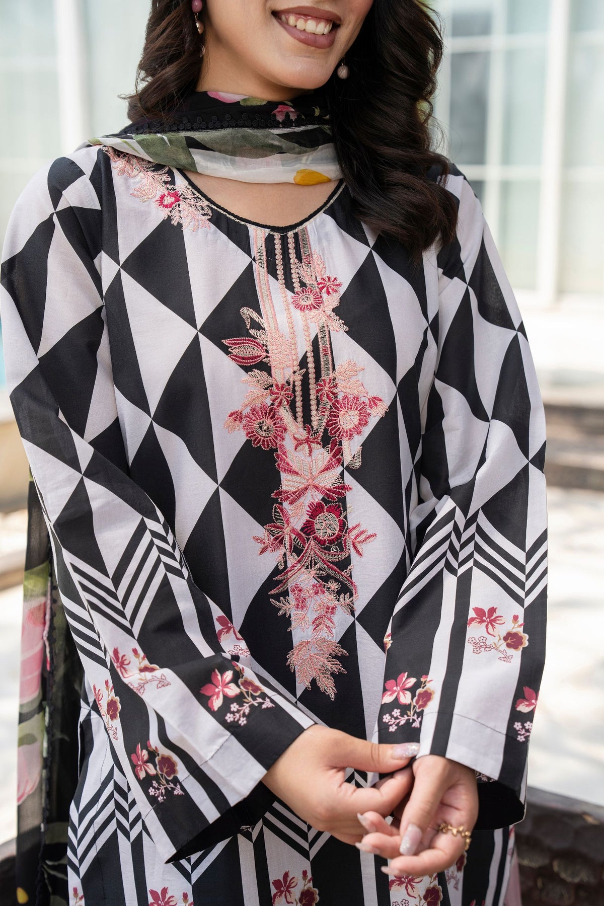 Motif Printed Cambric Suit-007