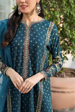 Motif Embroidered Jacquard Suit-011