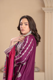 Motif Staple Rod Embroidered Suit