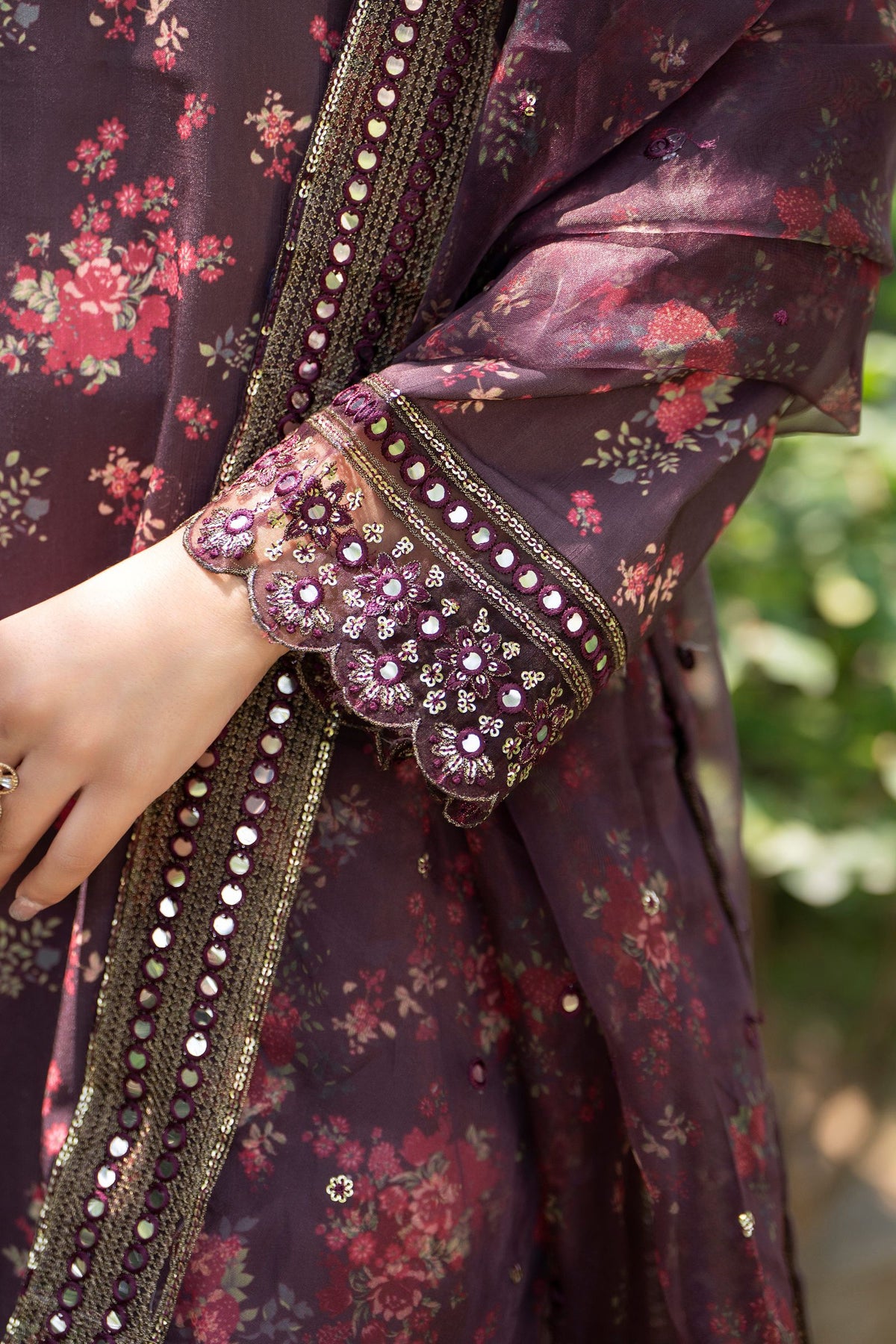 Motif Printed Raw Silk Suit-4114
