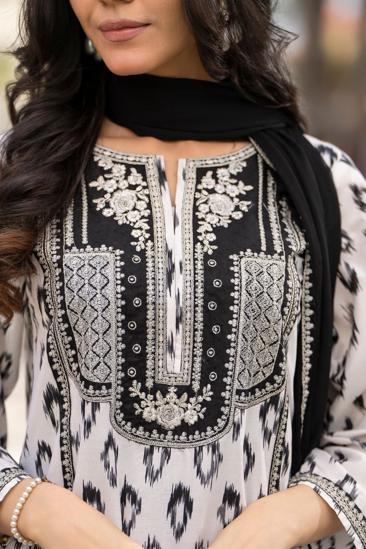 Motif Cambric Embroidered Suit-105