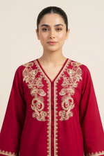 Motif Khaddar Embroidered Suit-003