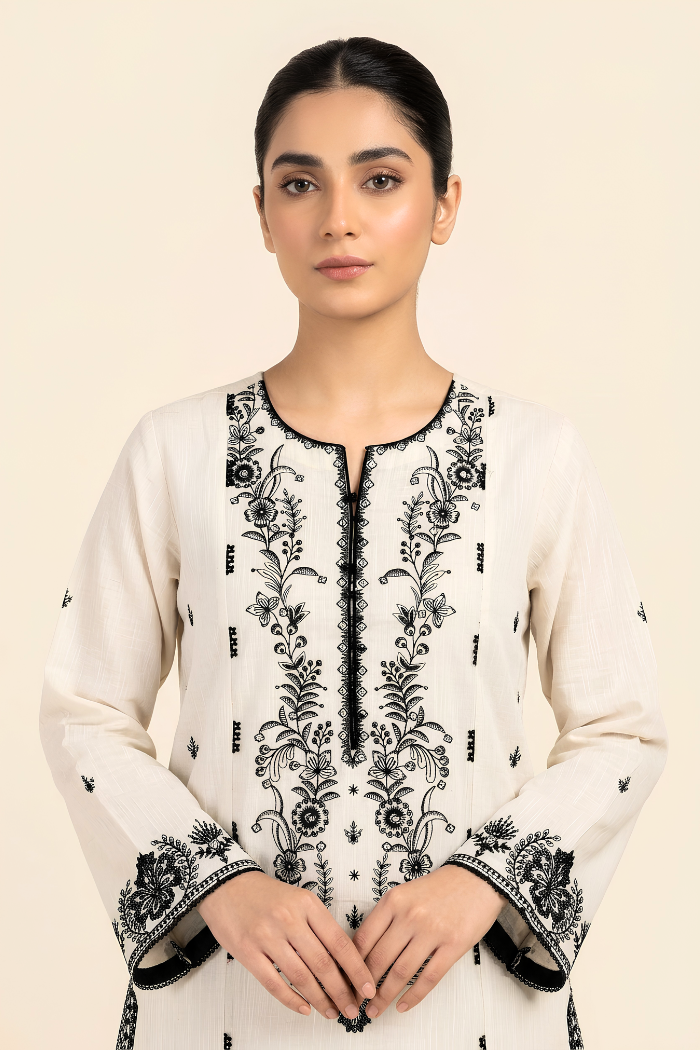 Motif Khaddar Embroidered Suit-3959
