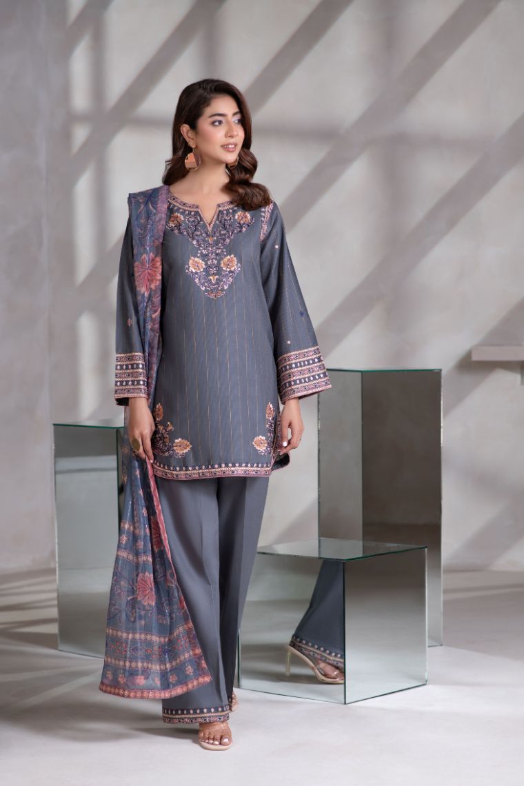 Motif Mesori Embroidered Suit-003