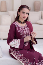 Motif Khaddar Embroidered Suit-043