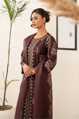 Motif Tilla and Sequence Embroidered Suit