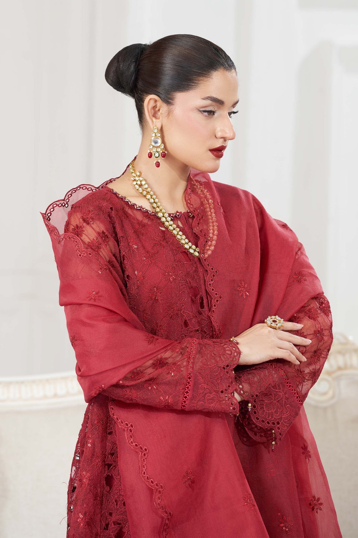 Motif Sequence Embroidered Suit-3724