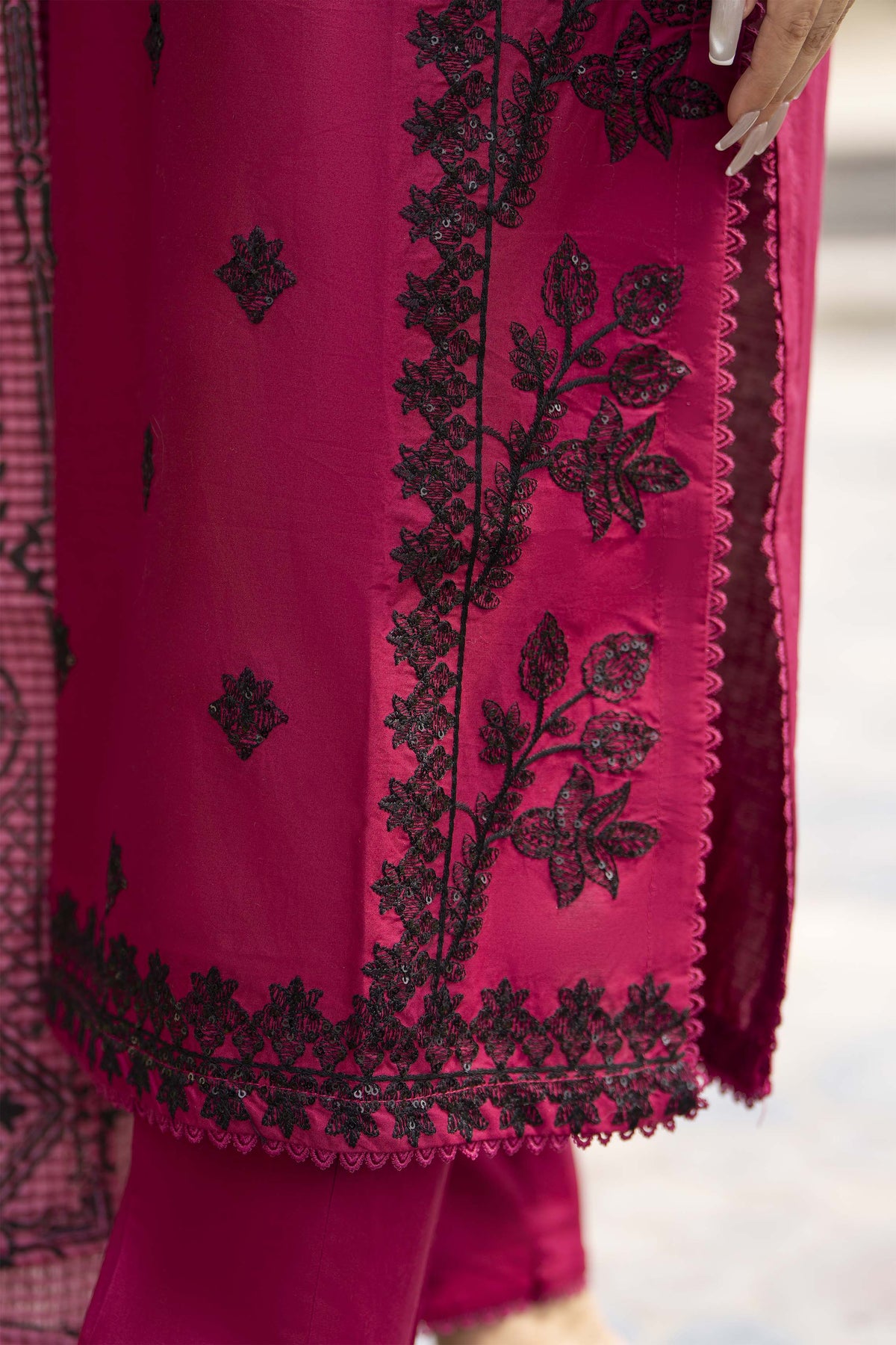 Motif Cotton Sequence Embroidered Suit-3808 - Motif UK