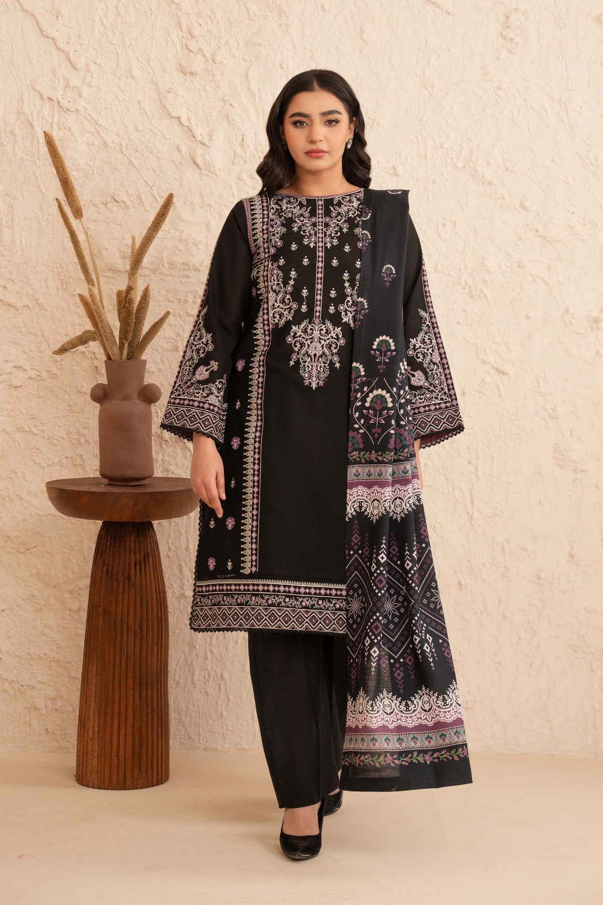 Motif Khaddar Embroidered Suit