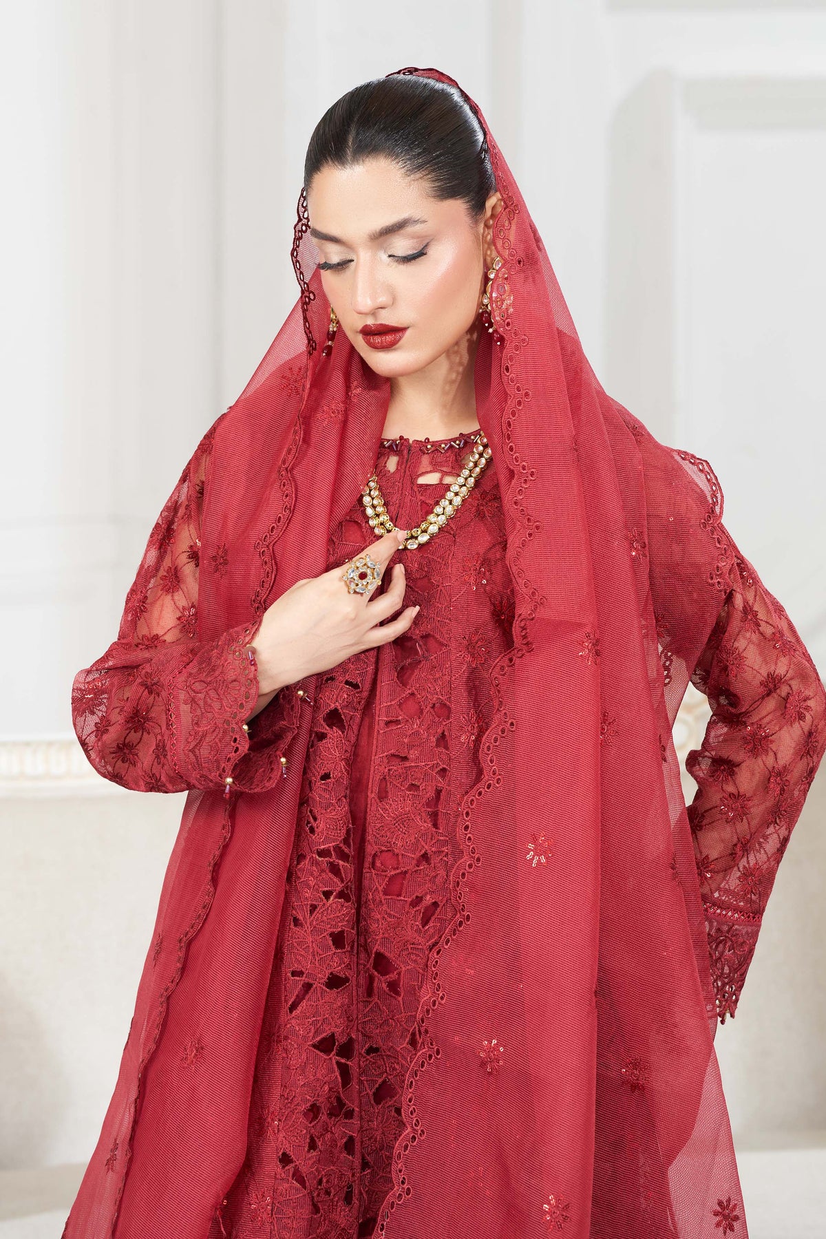 Motif Sequence Embroidered Suit-3724
