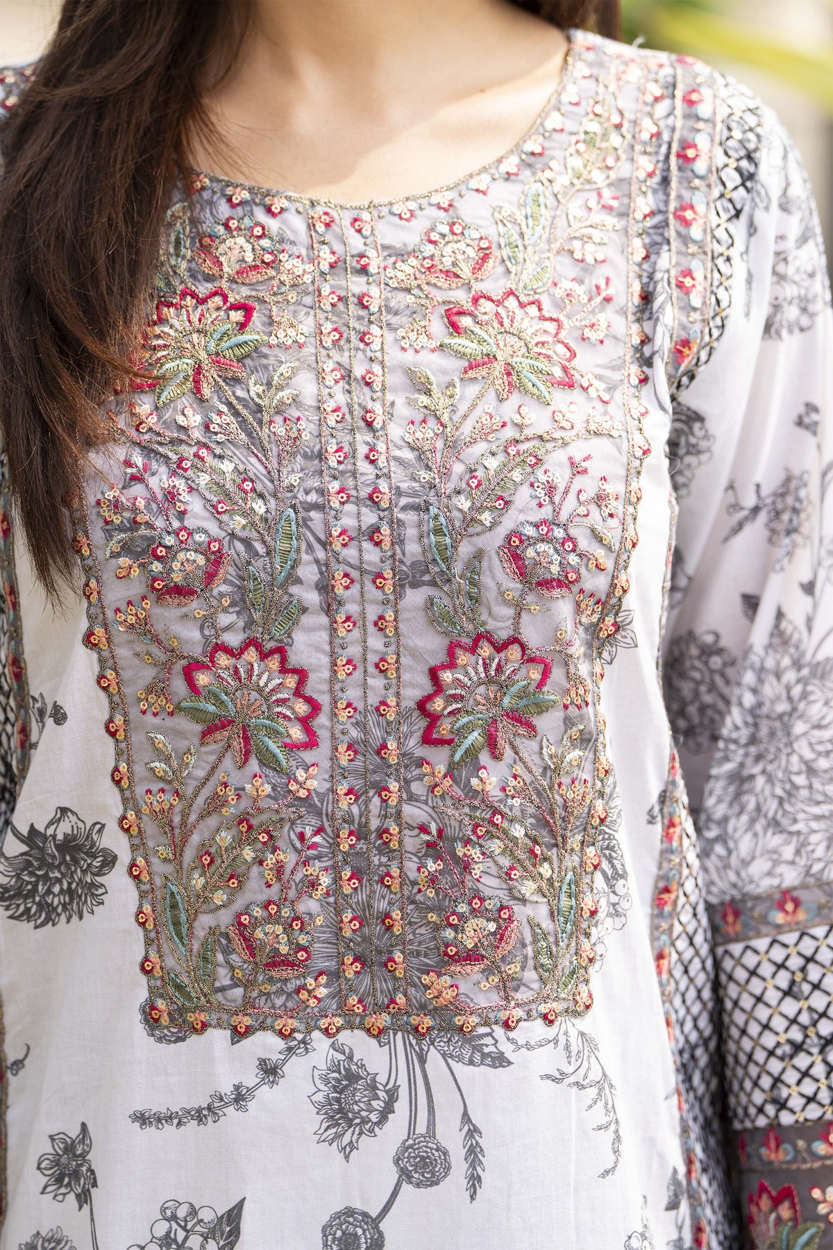 Motif Lawn Embroidered Co-ord Set-014