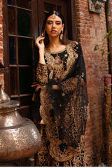 Motif Tilla & Sequence Embroidered Suit