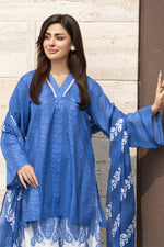 Motif Lawn Printed Suit-002