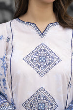 Motif Lawn Embroidered Suit-001