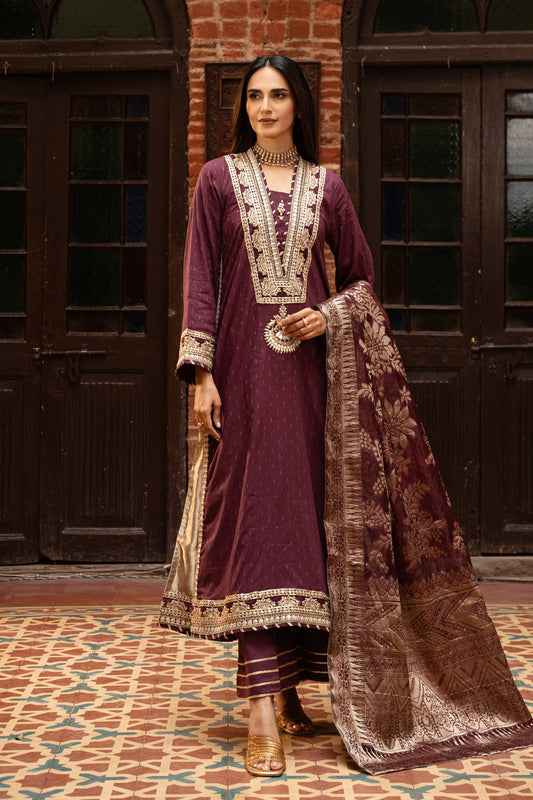 Motif Brosha Embroidered Suit-012 - Motif UK