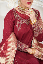 Motif Golden Brosha Embroidered Suit-026