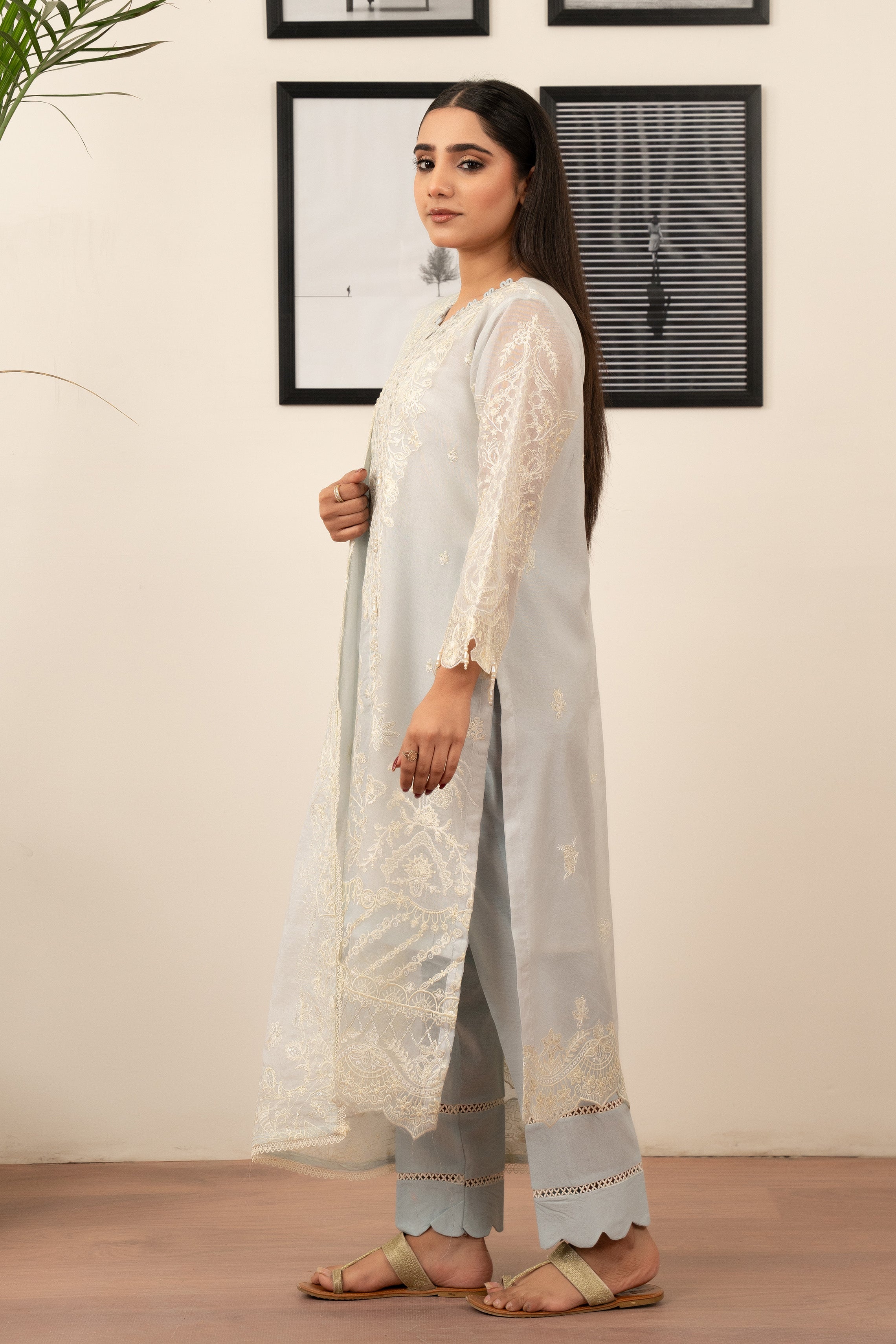 Motif Sequence Schifilli Embroidered Suit