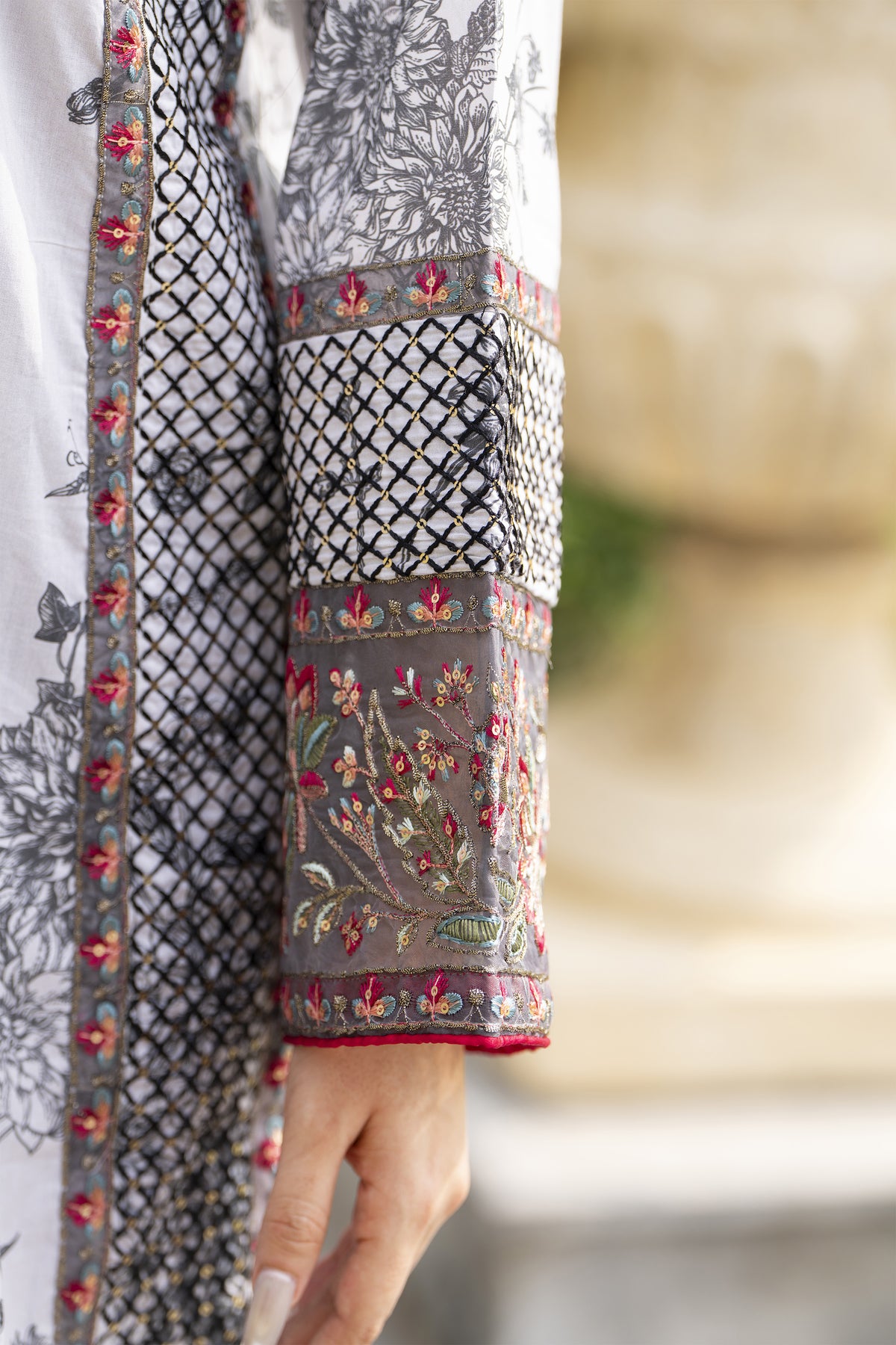 Motif Lawn Embroidered Co-ord Set-014