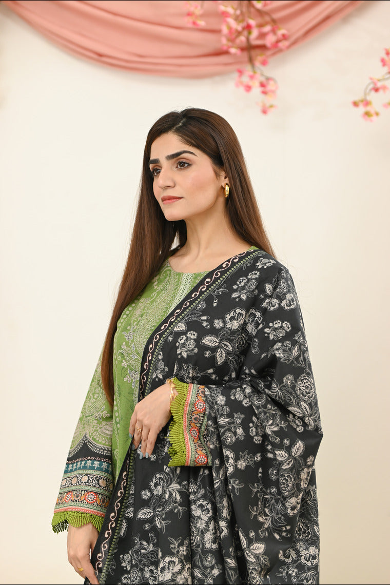 Motif Khaddar Printed Suit