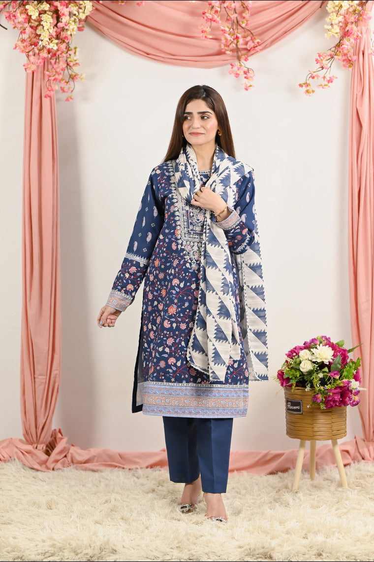 Motif Khaddar Printed Suit