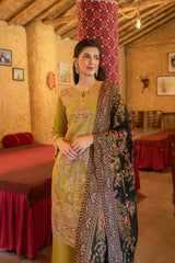 Motif Tilla Barosha  Embroidered Suit