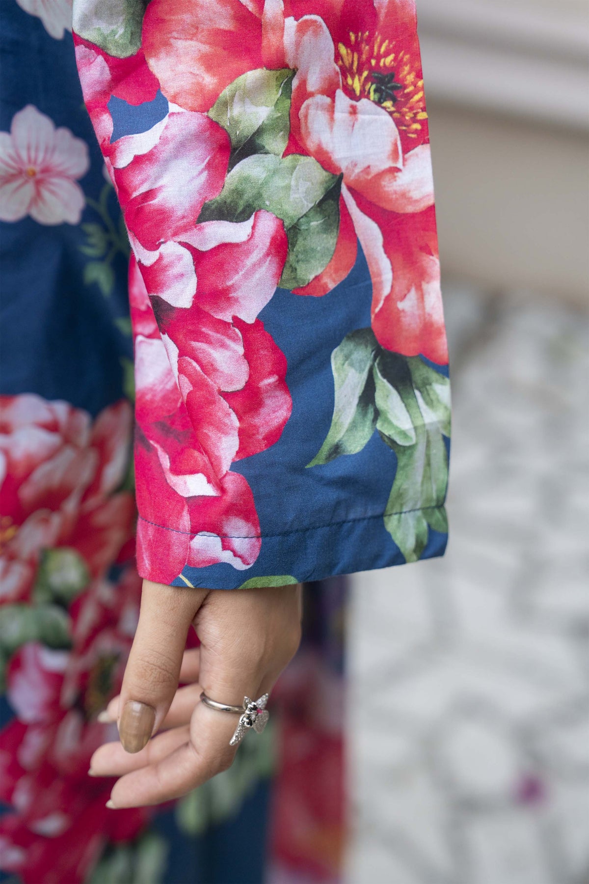Motif Lawn Printed Suit-004