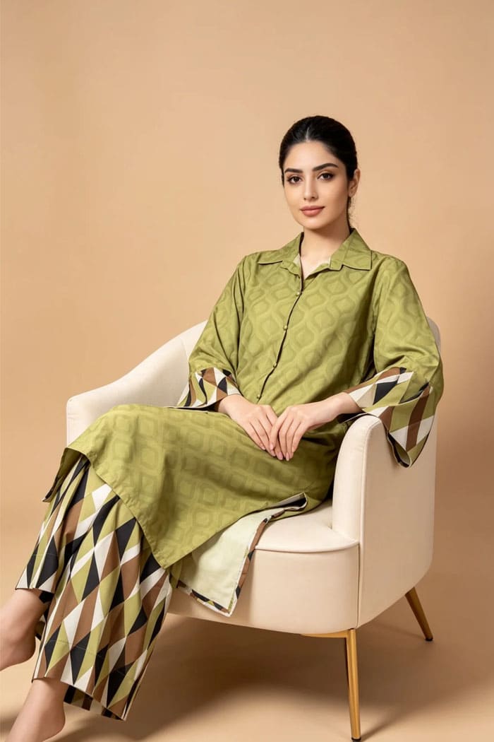 Motif Printed Cambric Suit-009