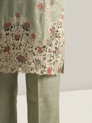 Motif Khaddar Embroidered Suit-074