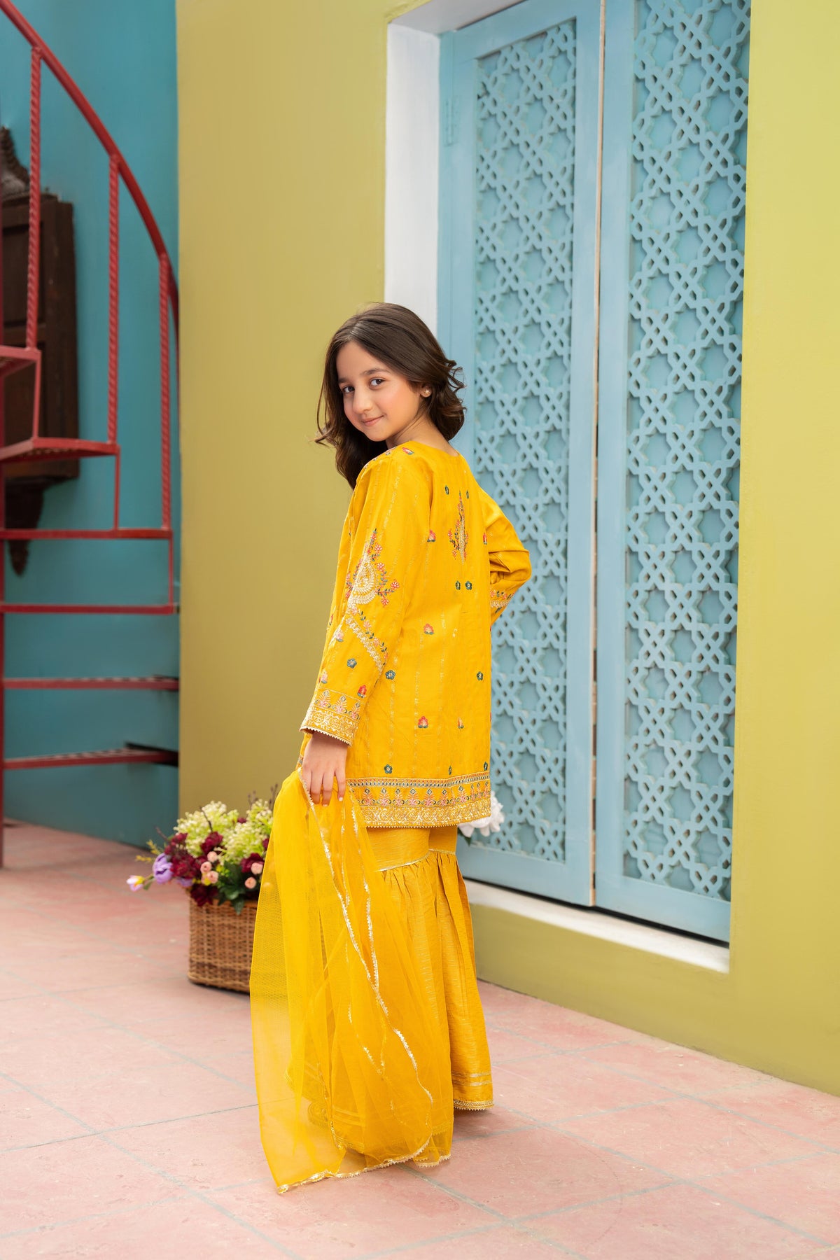 Motif Lawn Embroidered Suit-014